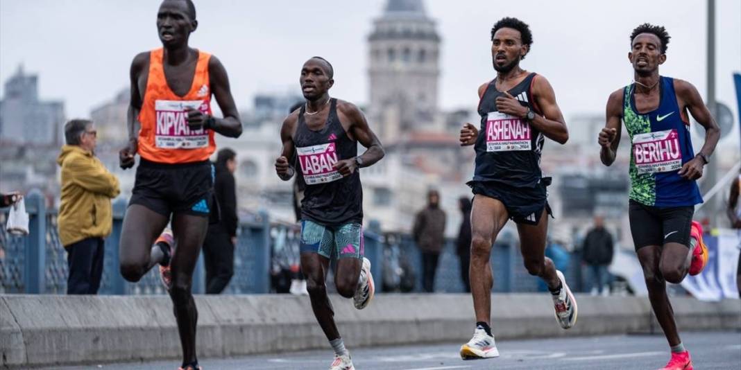 19. İstanbul Yarı Maratonu'nun kazananları Kenya ve Faslı atletler oldu 3